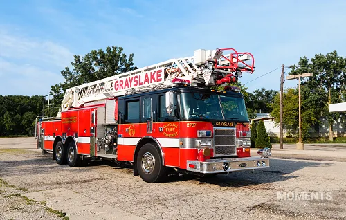 Grayslake Fire Department Ladder Truck 2737