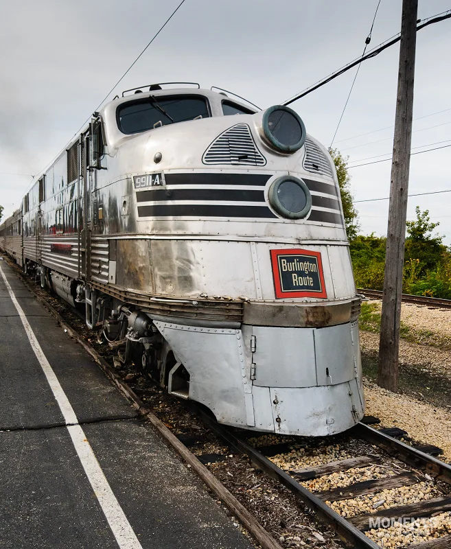 Nebraska Zephyr - EMD E5 Locomotive